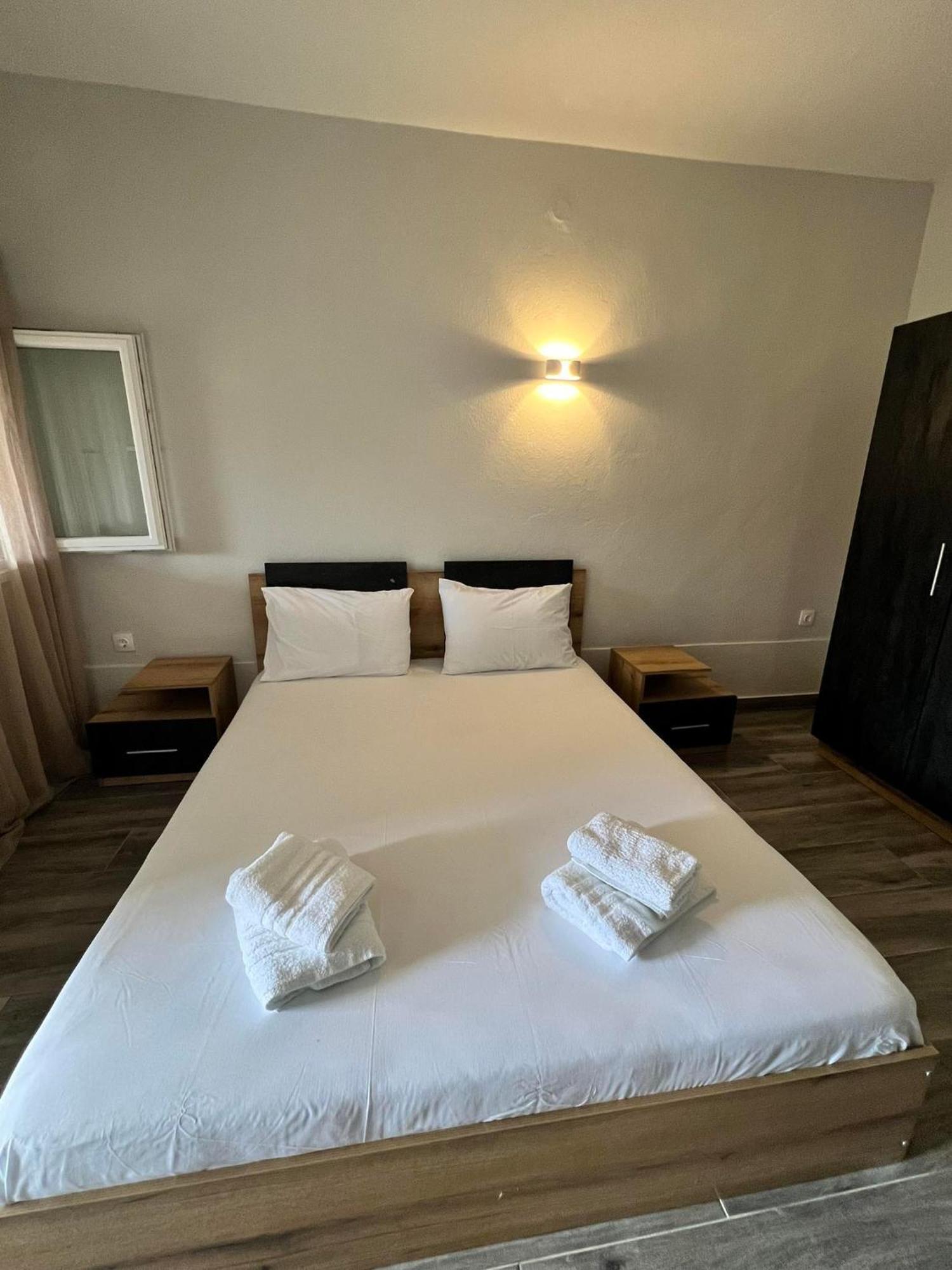 Medusa Rooms Kallithea  Bagian luar foto