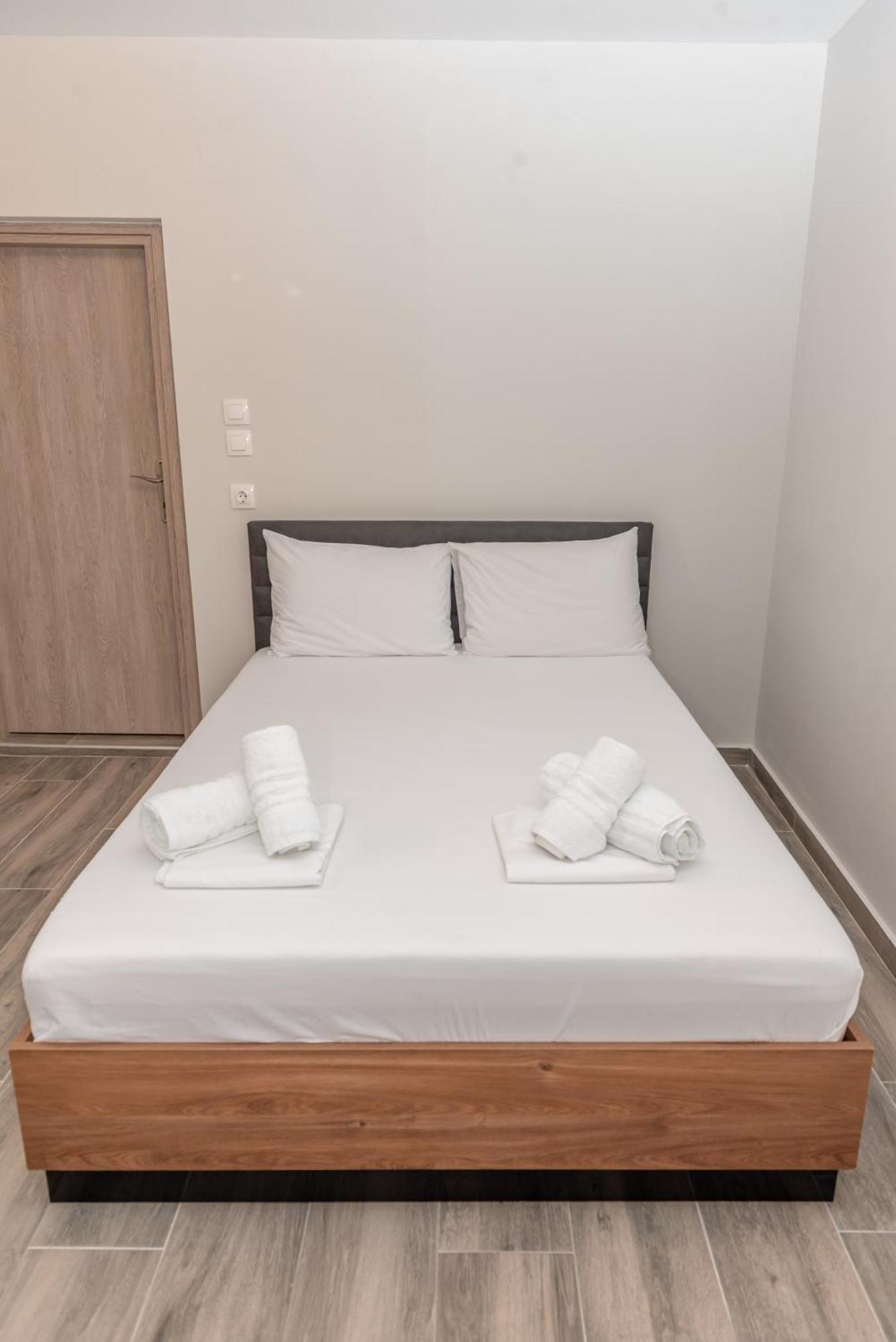 Medusa Rooms Kallithea  Bagian luar foto
