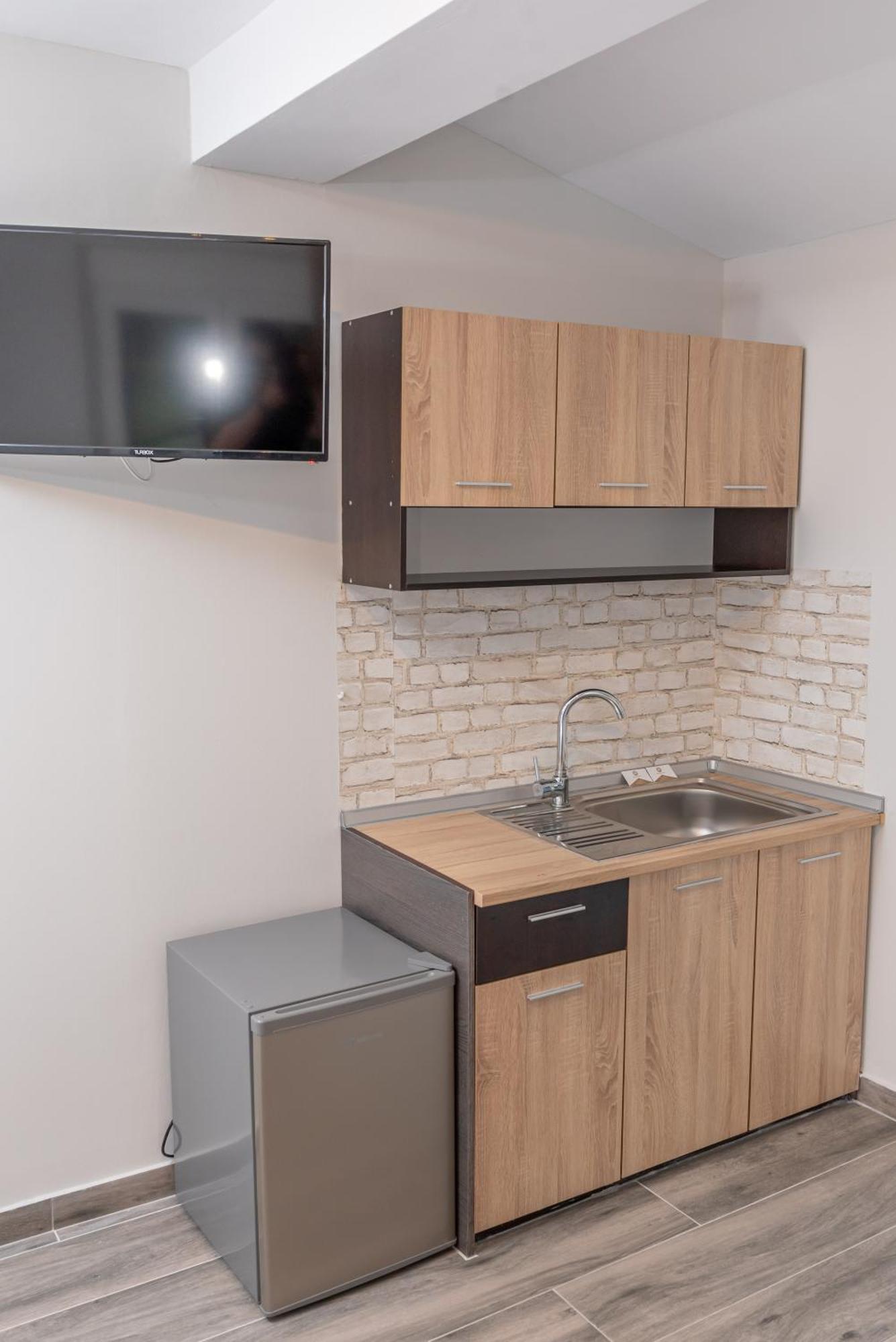 Medusa Rooms Kallithea  Bagian luar foto