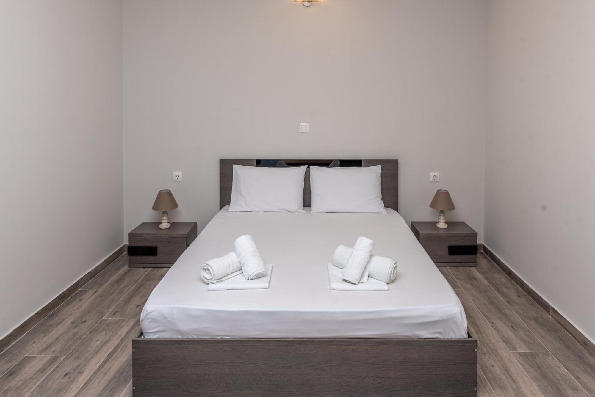 Medusa Rooms Kallithea  Bagian luar foto